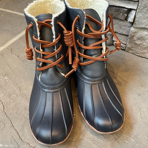 Seven7 Hollis Duck Boot Women’s Navy Blue Size 8 - Picture 7 of 8